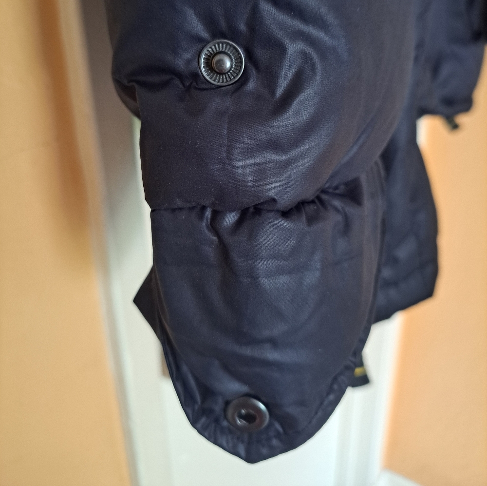 GAP jacket Navy Puffer Parka with Fur Trim. - Picture 10 of 15